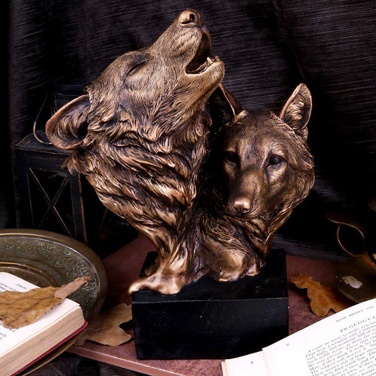Song of the Wild Howling Wolf Bust 23cm